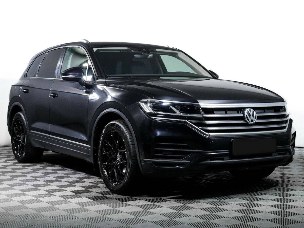 Купить Volkswagen Touareg, 2018, 229 320 км, фото №3
