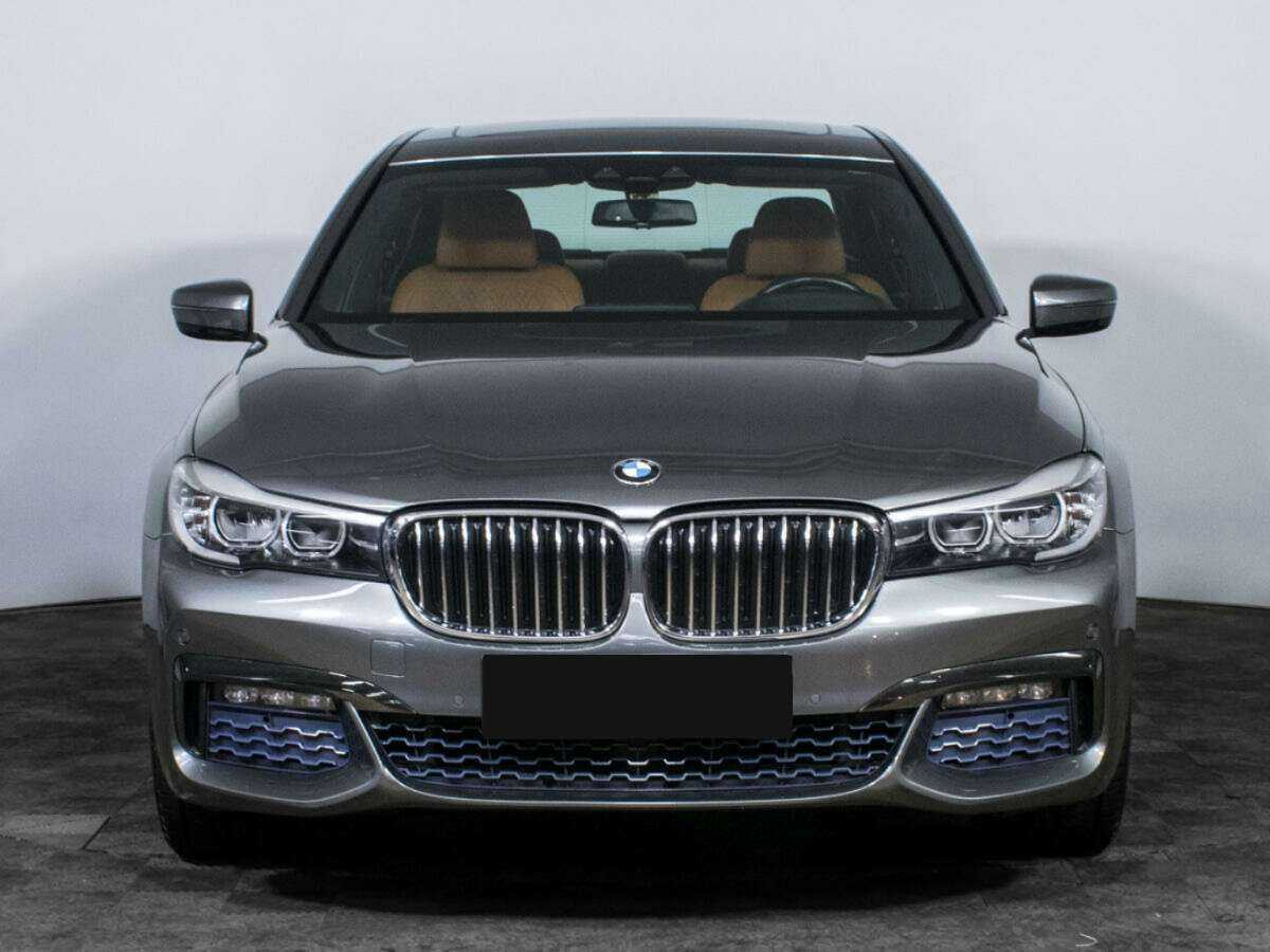 Купить BMW 7 серии 740i, 2018, 45 000 км, фото №2