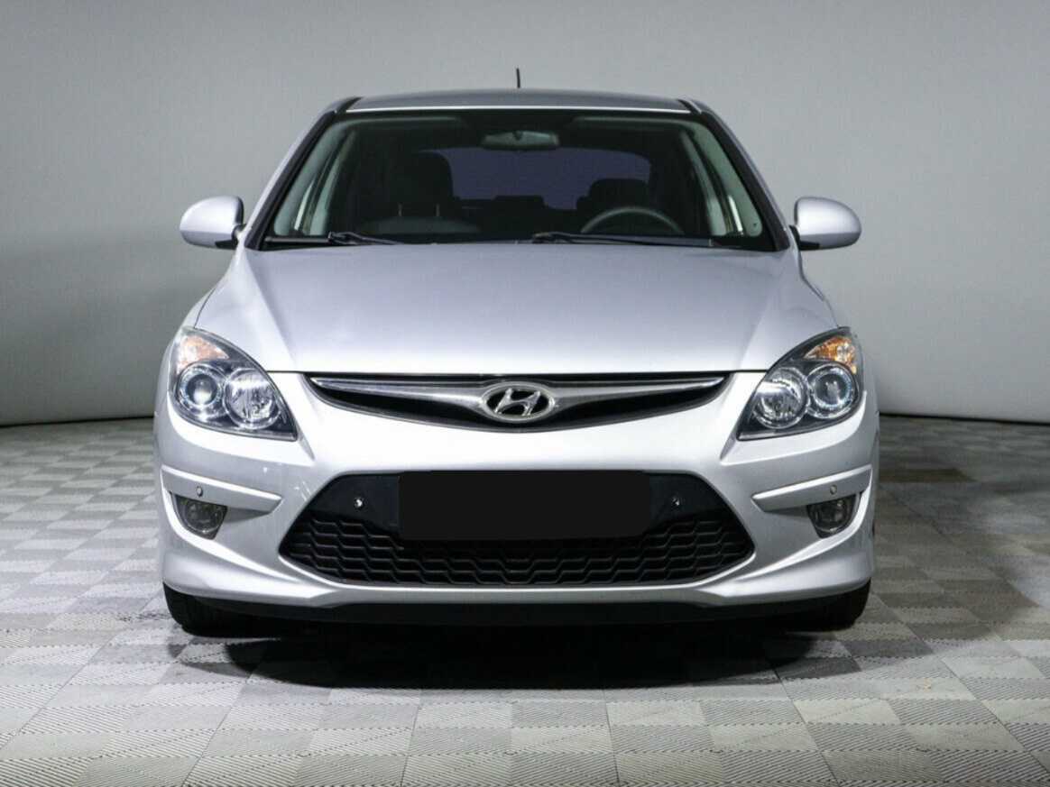 Купить Hyundai i30, 2010, 74 156 км, фото №2