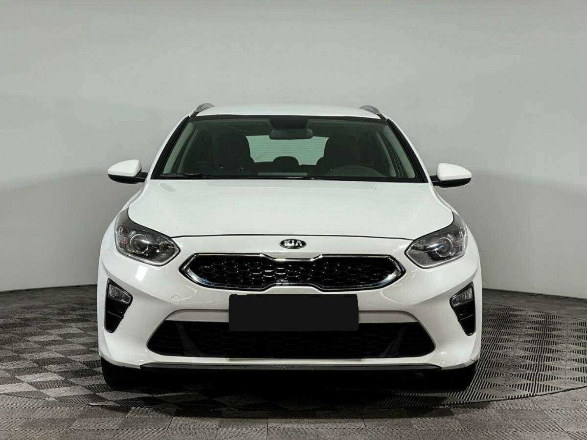 Купить Kia Ceed, 2021, 68 870 км, фото №2