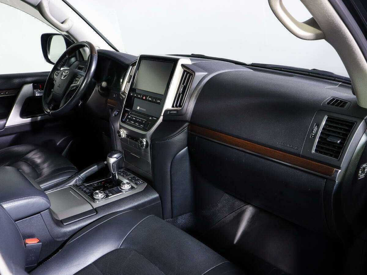Купить Toyota Land Cruiser, 2017, 129 210 км, фото №6