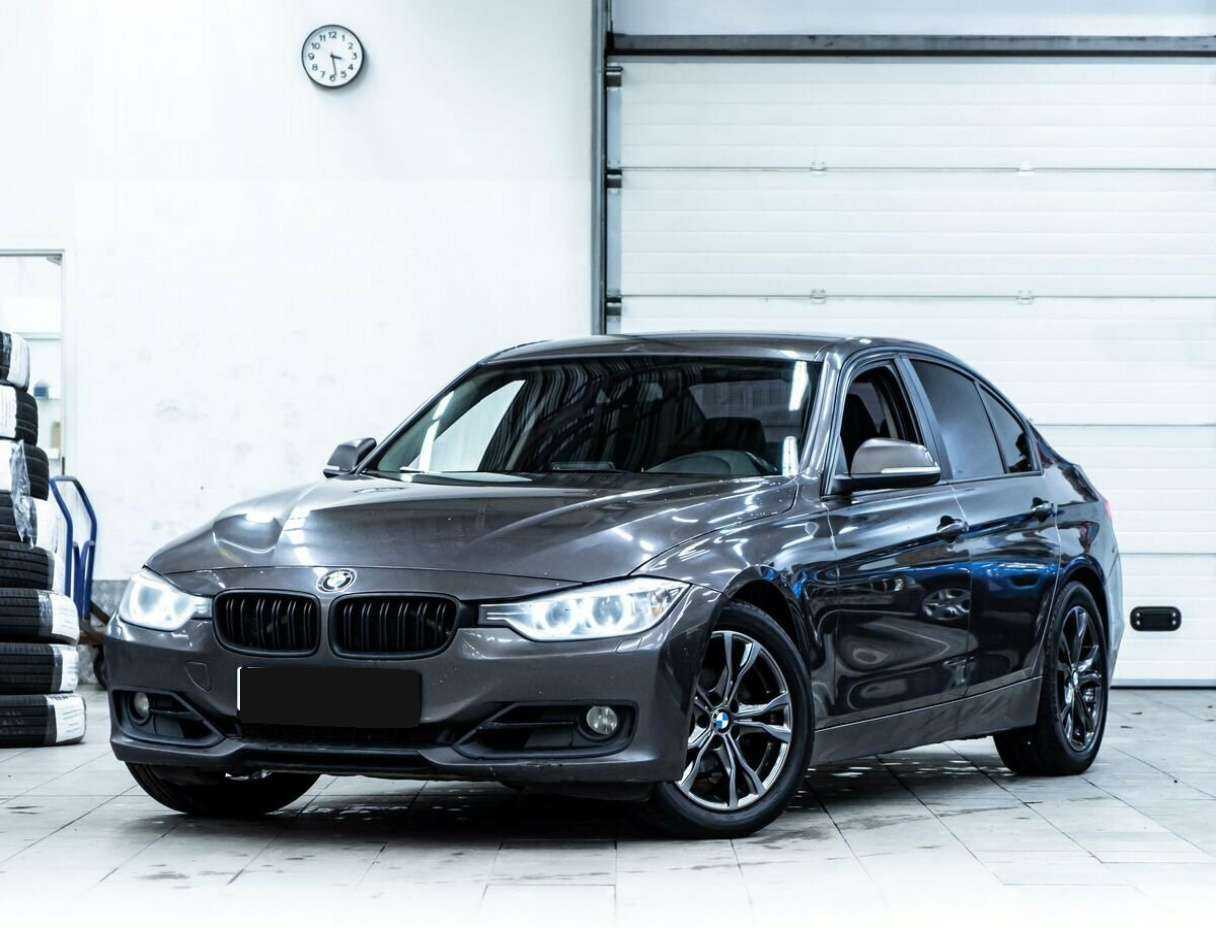 Купить BMW 3 серии 320i, 2014, 217 000 км, фото №1