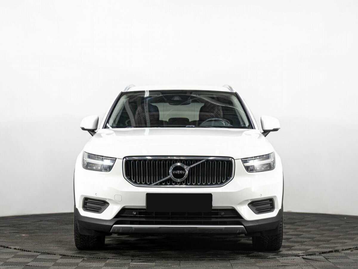 Купить Volvo XC40, 2020, 110 000 км, фото №2