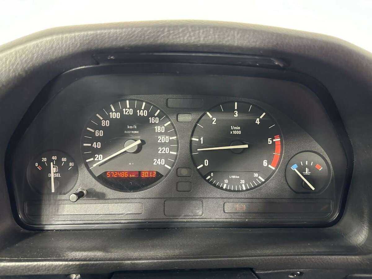 Купить BMW 5 серии 525d, 1993, 572 486 км, фото №10