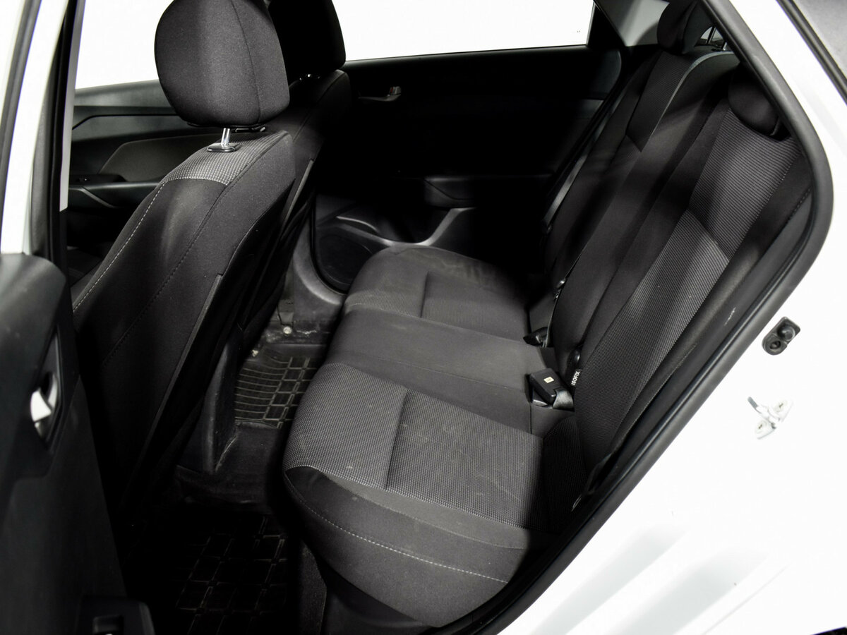 Купить Hyundai Solaris II, 2018, 217 406 км, фото №11
