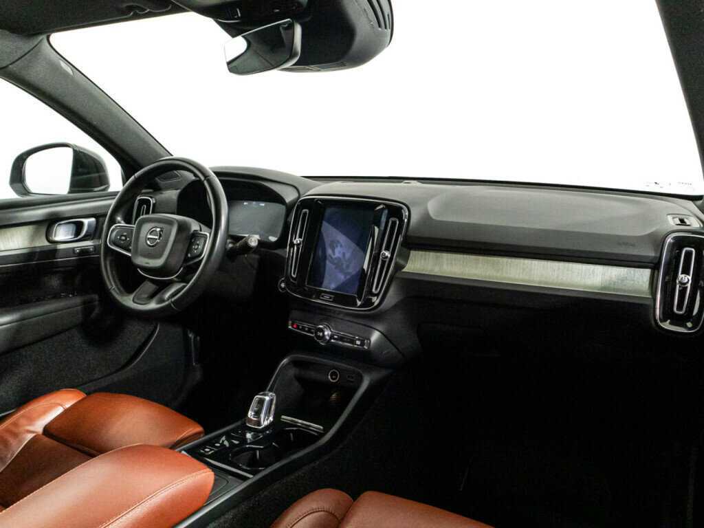 Купить Volvo XC40, 2018, 112 711 км, фото №9