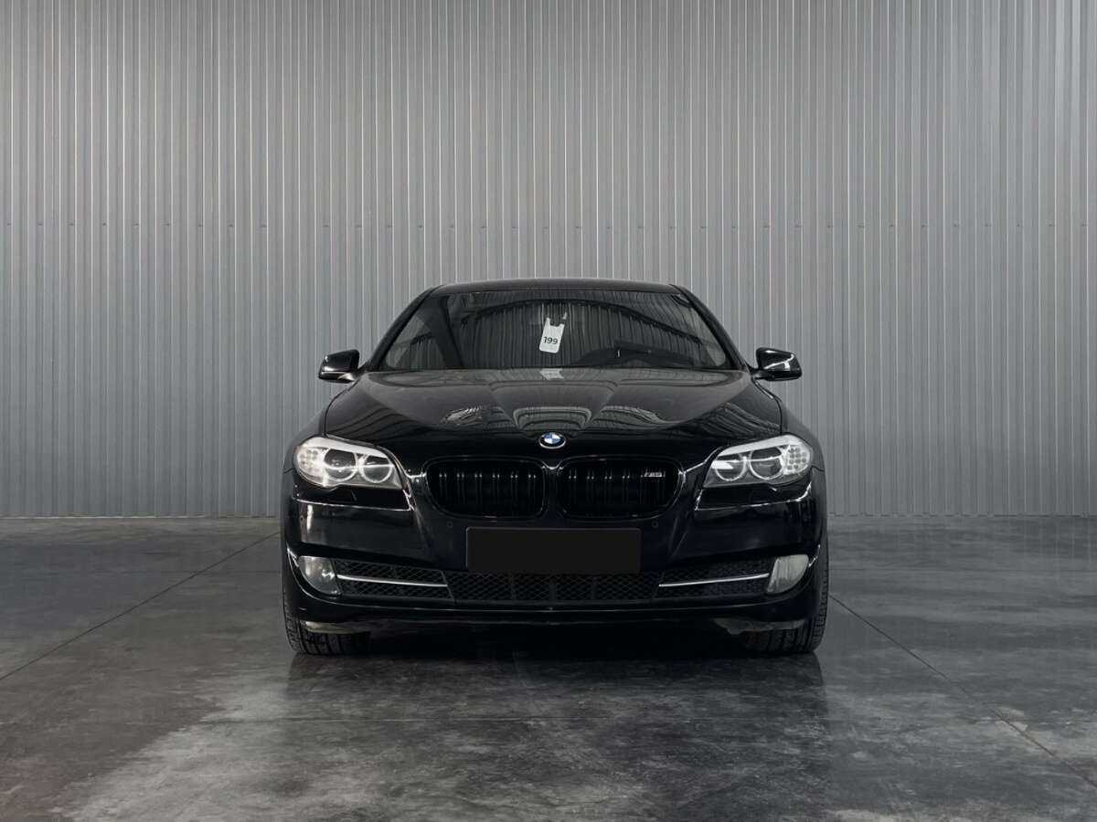 Купить BMW 5 серии 520i, 2012, 205 209 км, фото №2