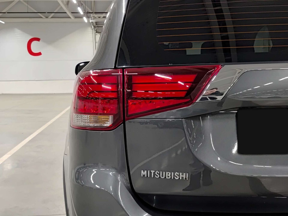 Купить Mitsubishi Outlander III Рестайлинг 2, 2016, 172 837 км, фото №9