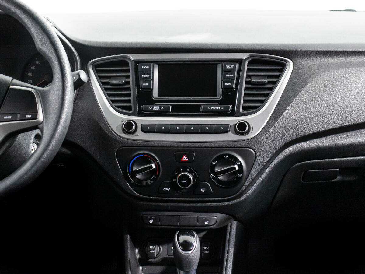 Купить Hyundai Solaris, 2017, 82 946 км, фото №14
