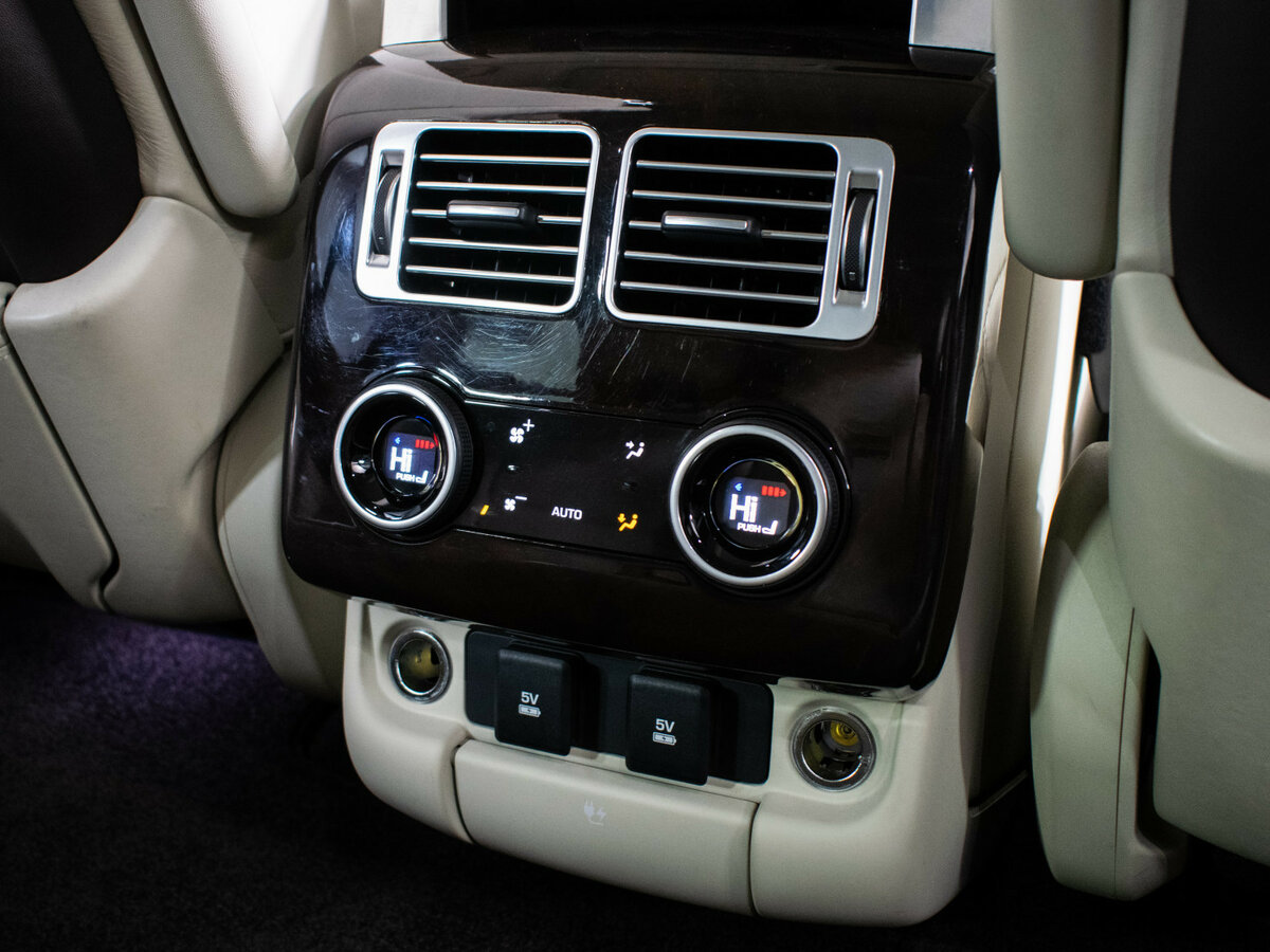 Купить Land Rover Range Rover IV Рестайлинг, 2019, 79 300 км, фото №20
