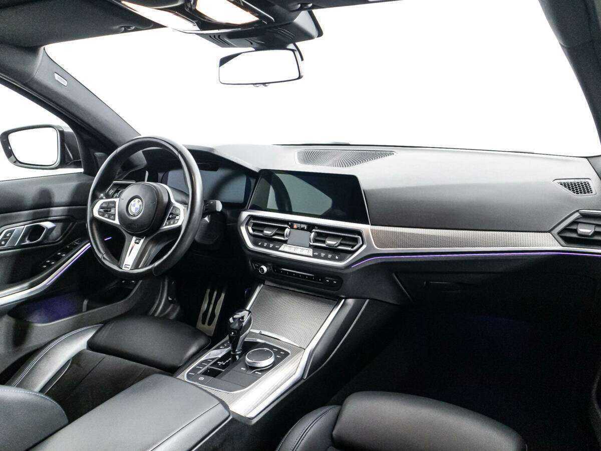 Купить BMW 3 серии 330e, 2020, 85 435 км, фото №9