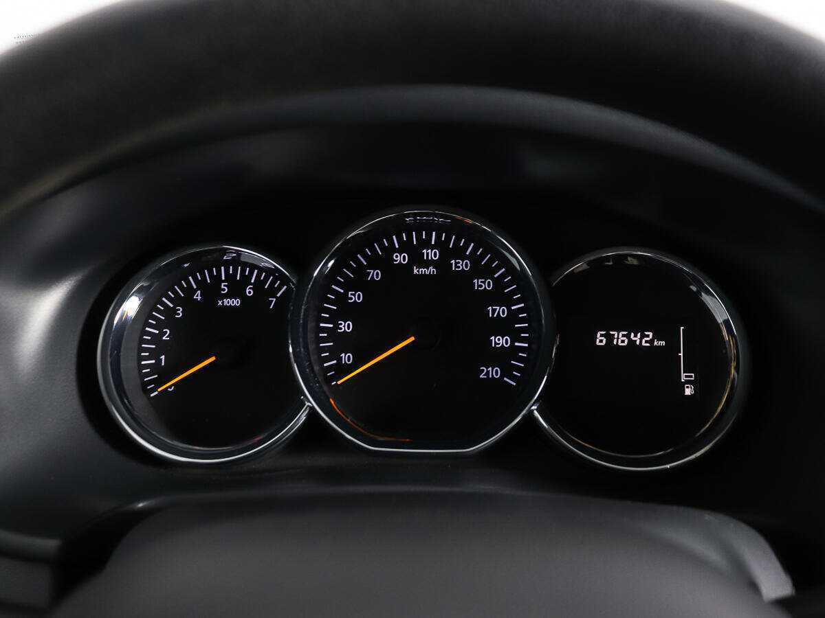 Купить Renault Logan, 2020, 67 637 км, фото №10