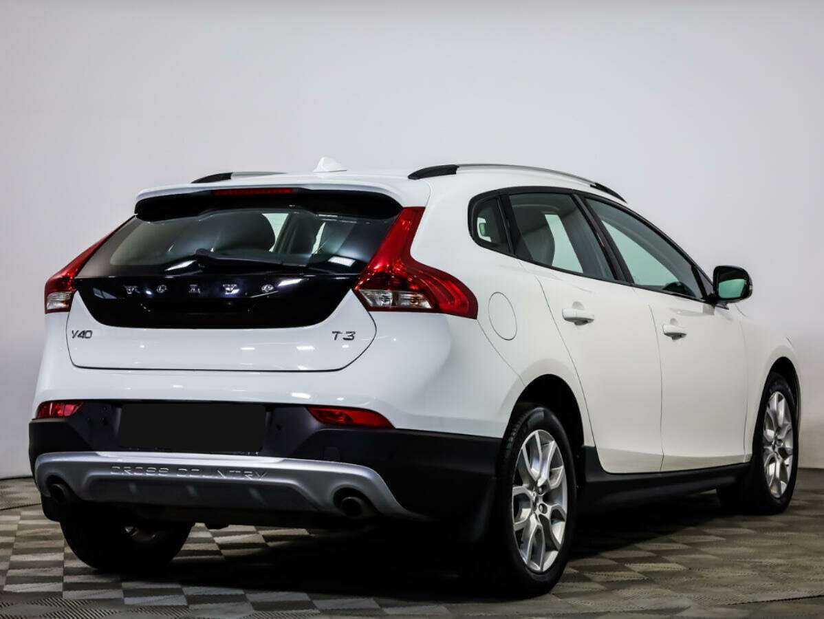 Купить Volvo V40 Cross Country, 2018, 96 348 км, фото №3