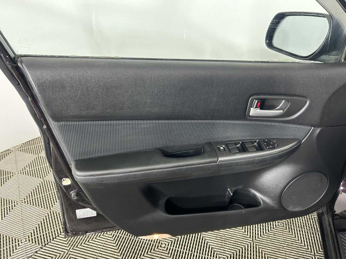 Купить Mazda 6, 2005, 178 932 км, фото №8