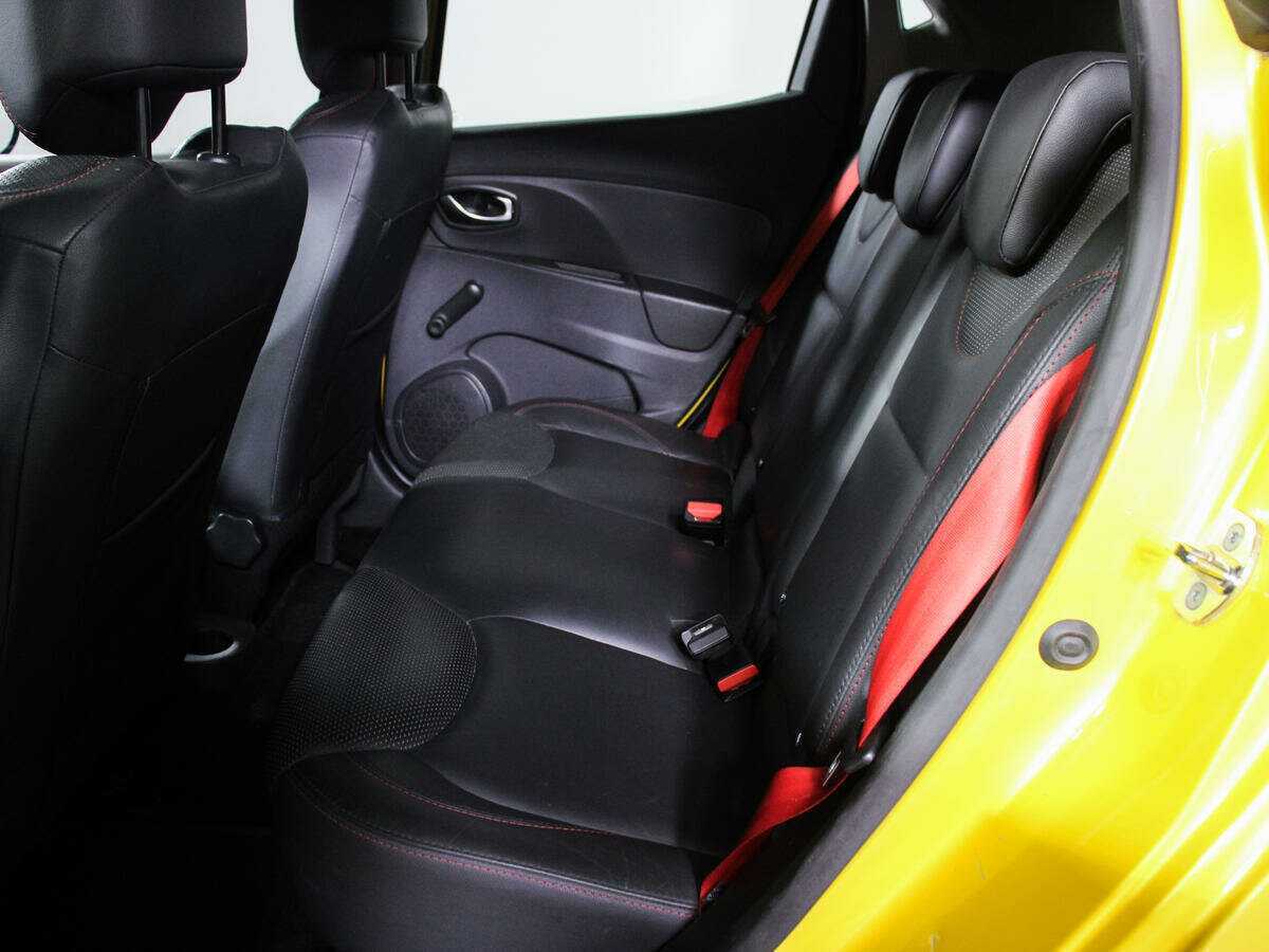 Купить Renault Clio RS, 2015, 106 228 км, фото №10