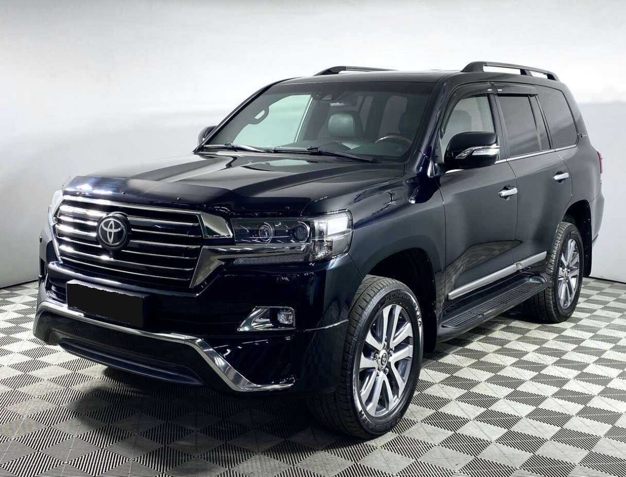 Купить Toyota Land Cruiser, 2017, 200 149 км, фото №1