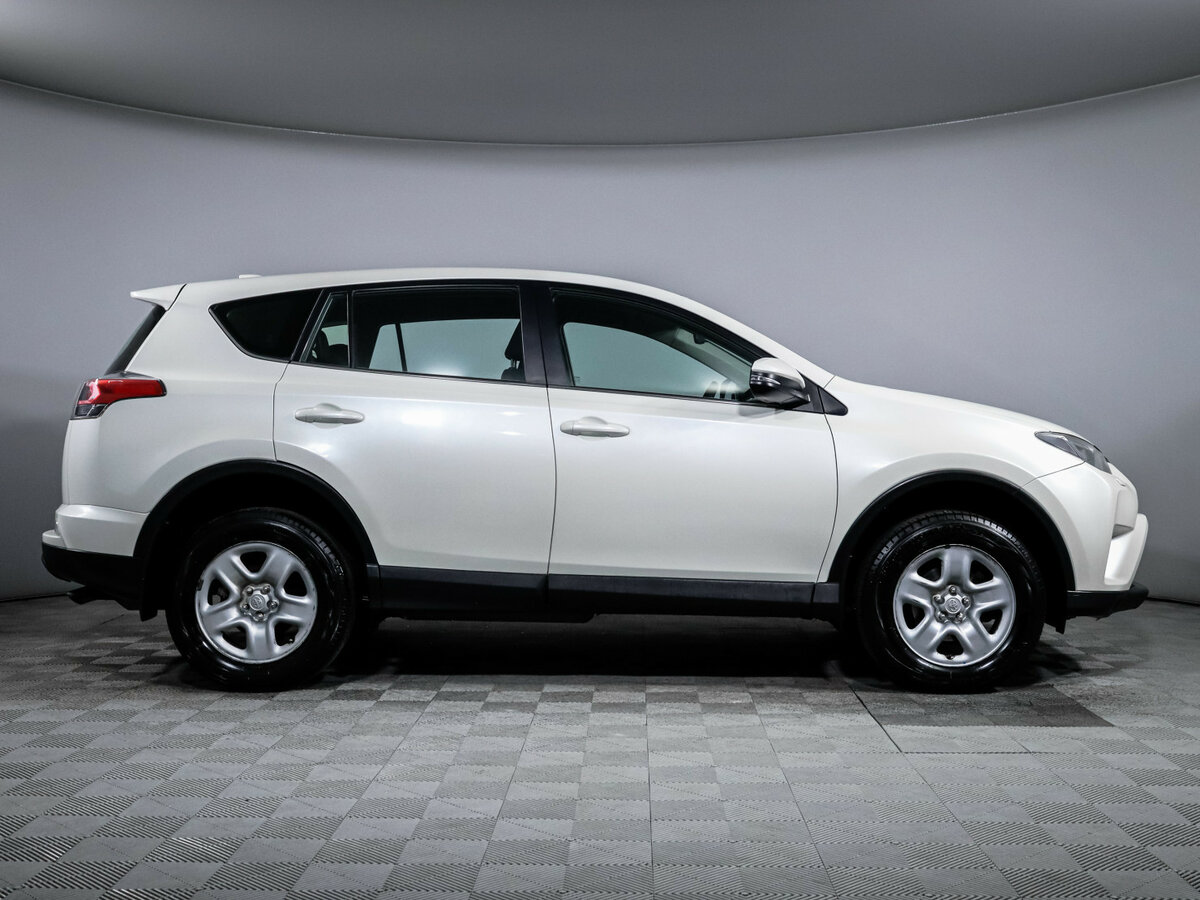 Купить Toyota RAV4 IV (XA40) Рестайлинг, 2017, 176 402 км, фото №4