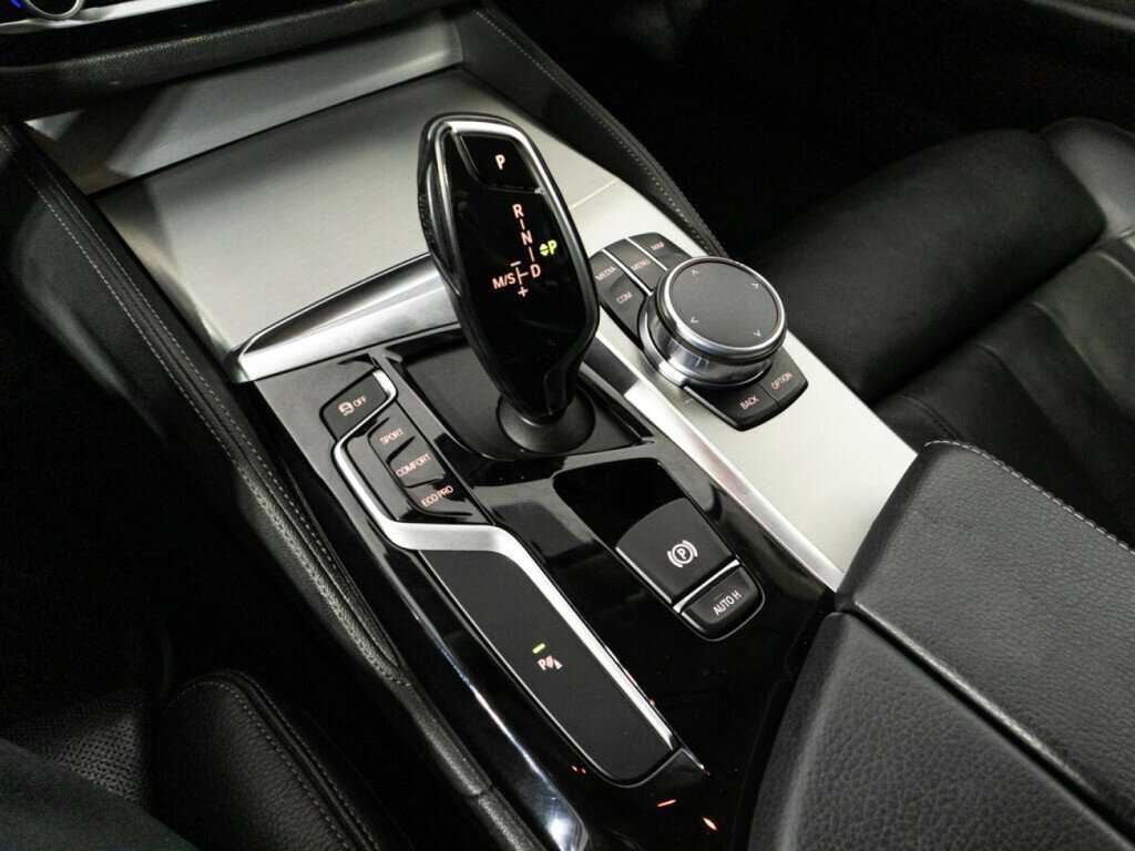 Купить BMW 5 серии 520d xDrive, 2018, 162 243 км, фото №22