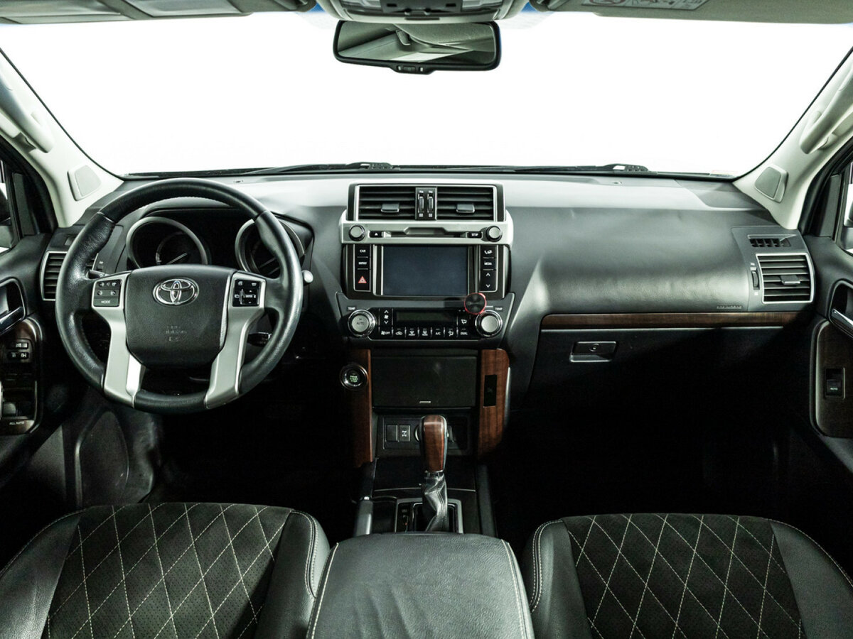 Купить Toyota Land Cruiser Prado 150 Series Рестайлинг 1, 2015, 262 228 км, фото №11