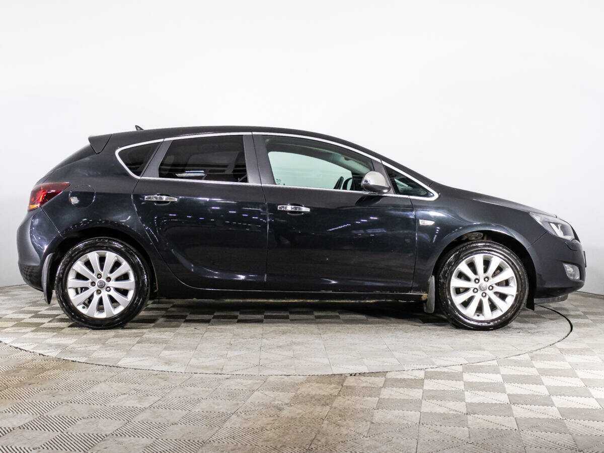 Купить Opel Astra, 2010, 146 992 км, фото №4