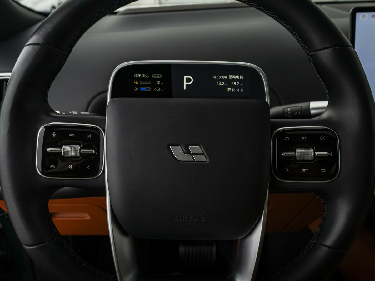 Купить Li Auto (Lixiang) L9 44.5 kWh I, 2023, 49 500 км, фото №13