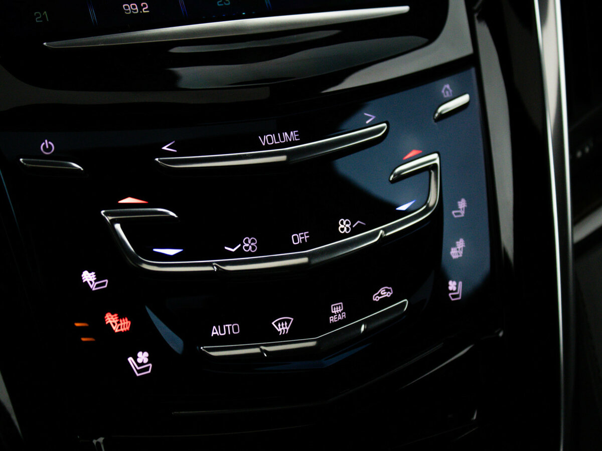 Купить Cadillac Escalade IV, 2016, 134 576 км, фото №25