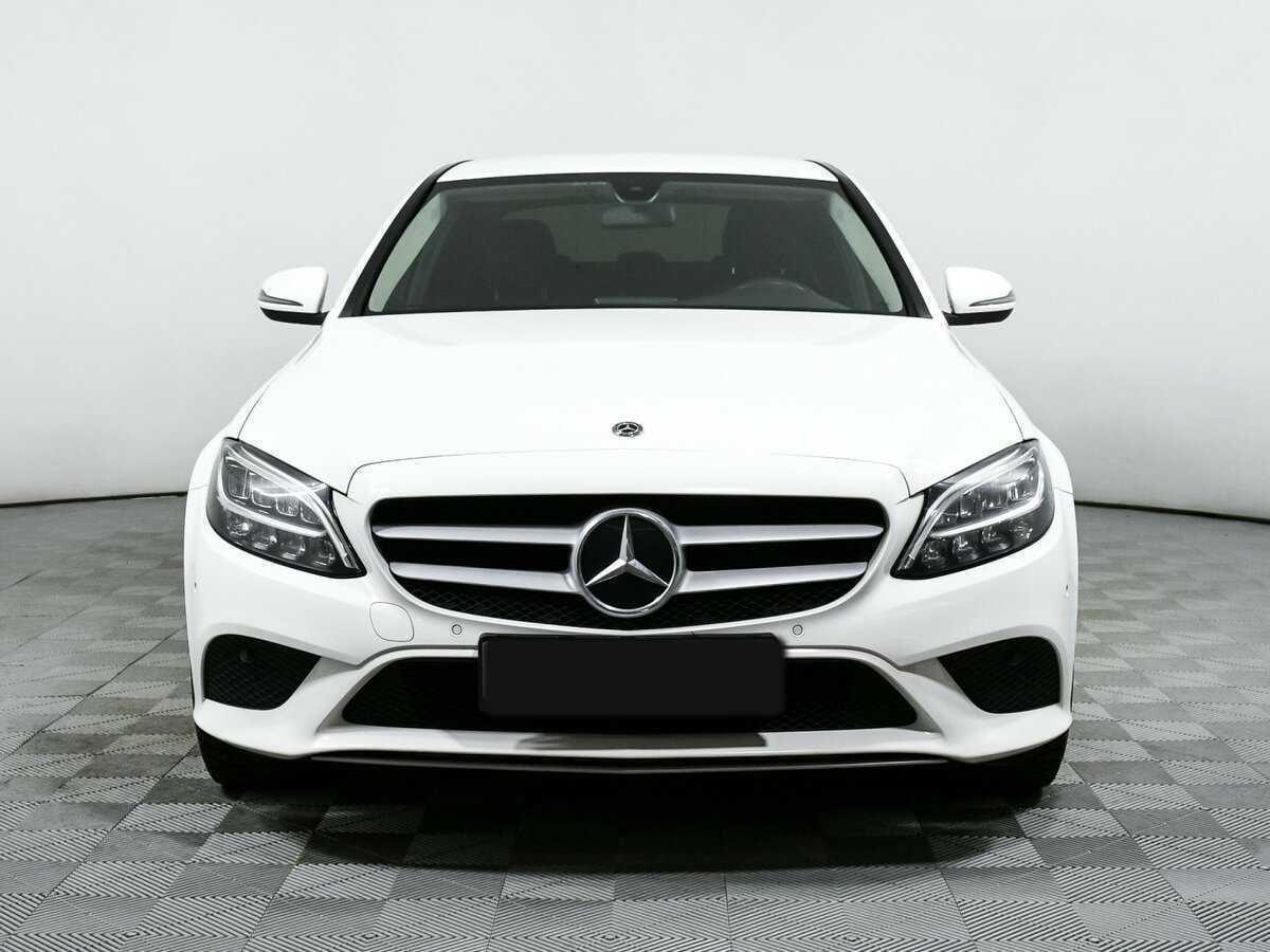 Купить Mercedes-Benz C-Класс 180, 2018, 120 000 км, фото №2
