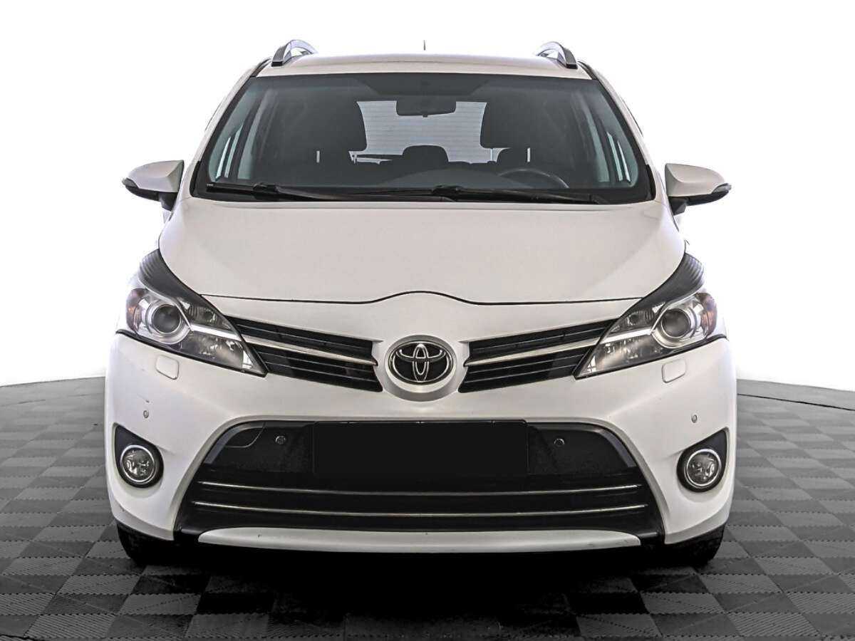 Купить Toyota Verso, 2013, 118 798 км, фото №2
