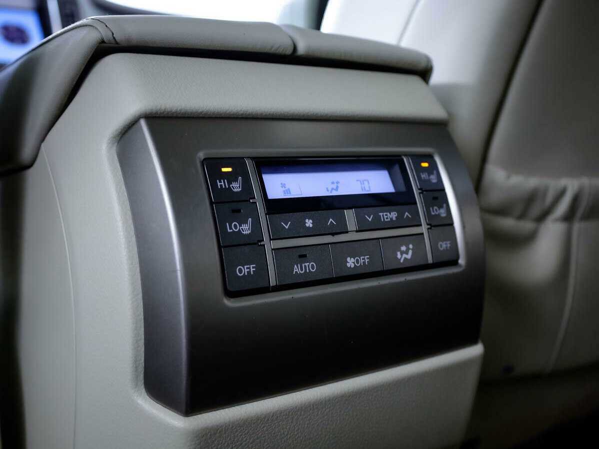 Купить Lexus GX 460, 2011, 127 517 км, фото №17