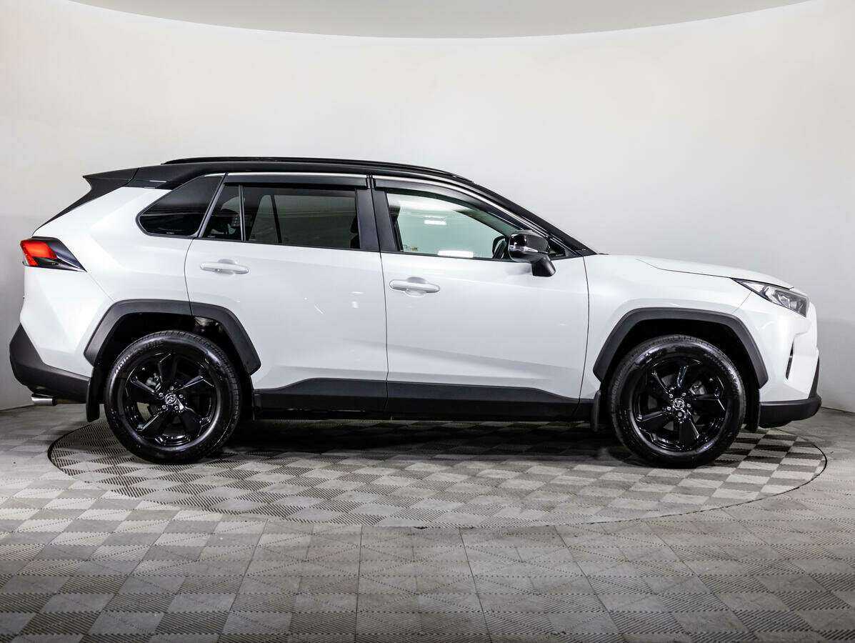 Купить Toyota RAV4, 2020, 33 981 км, фото №3
