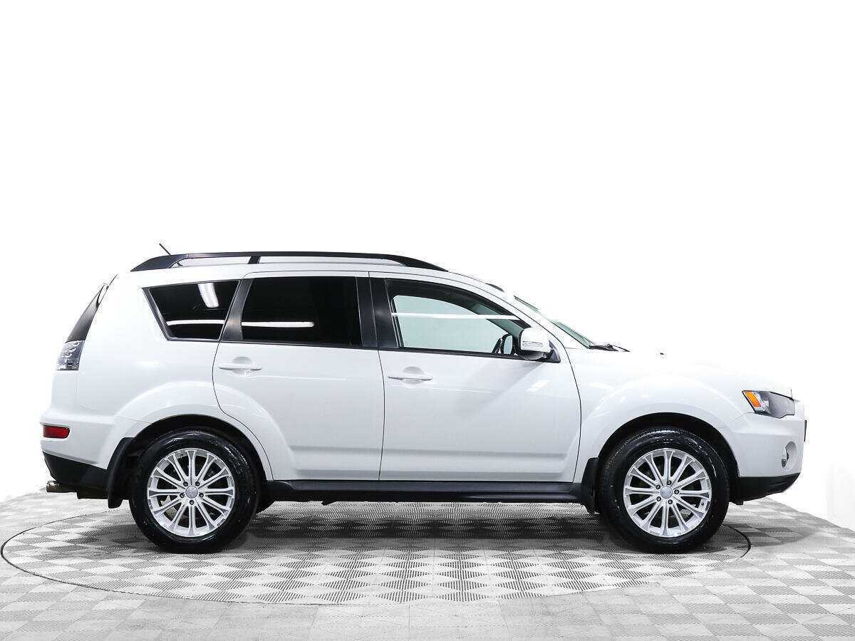 Купить Mitsubishi Outlander, 2010, 176 120 км, фото №3