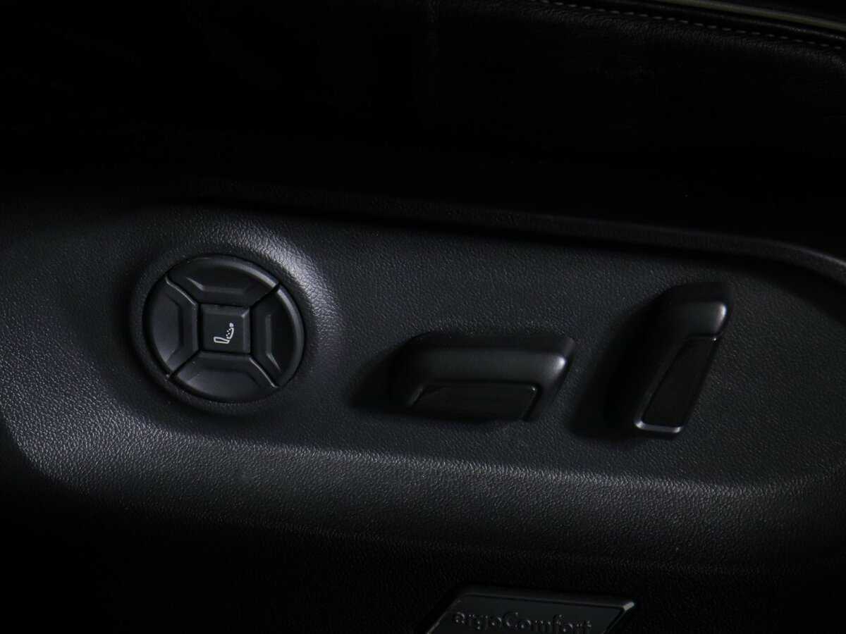 Купить Volkswagen Touareg, 2021, 81 001 км, фото №19
