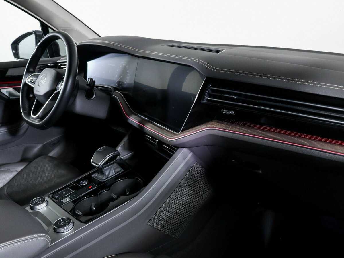 Купить Volkswagen Touareg, 2020, 56 573 км, фото №6