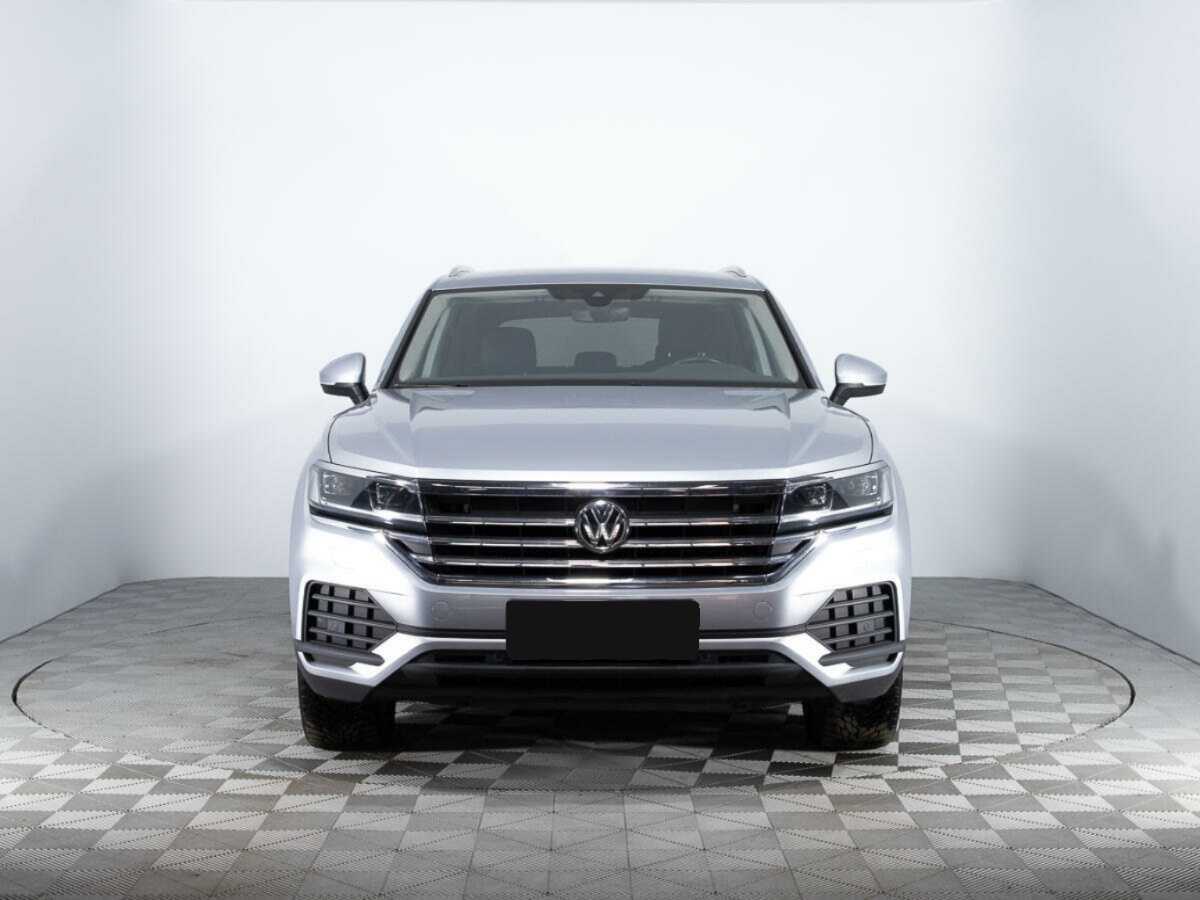 Купить Volkswagen Touareg, 2018, 119 063 км, фото №2