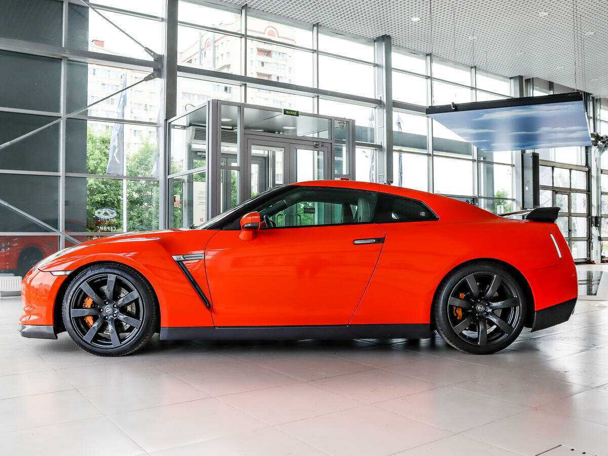 Купить Nissan GT-R, 2010, 79 648 км, фото №7