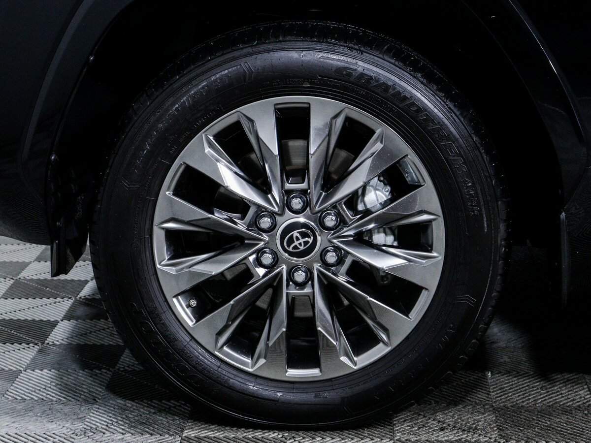 Купить Toyota Land Cruiser, 2022, 4 881 км, фото №12