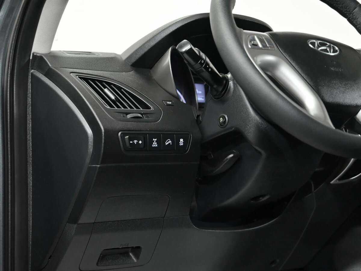 Купить Hyundai ix35, 2011, 129 000 км, фото №9