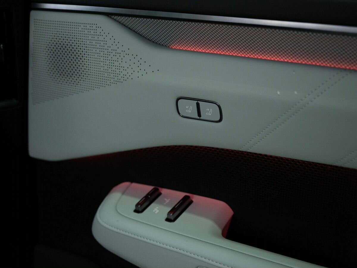 Купить Zeekr 001 100 kWh, 2024, 70 км, фото №18