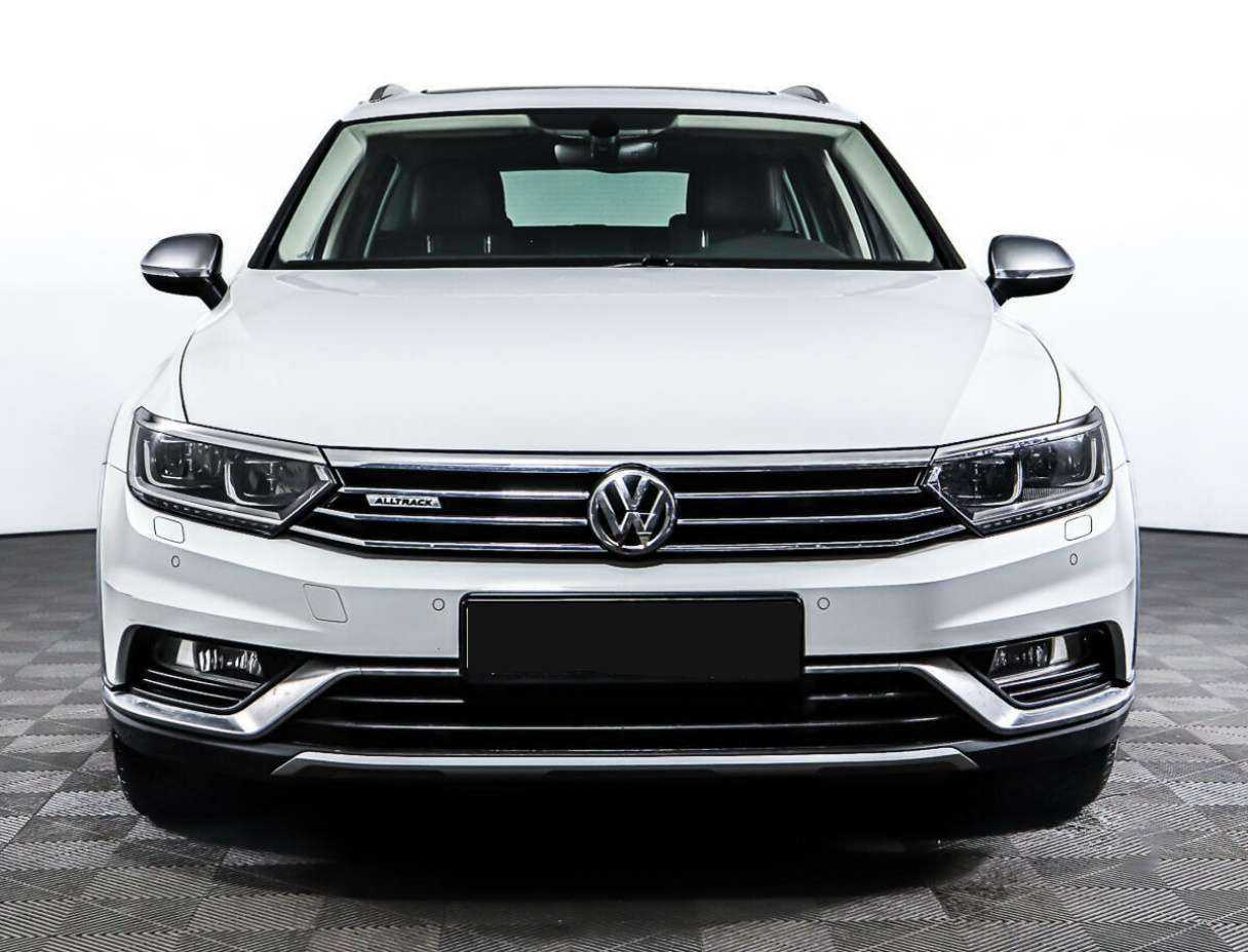 Купить Volkswagen Passat Alltrack, 2018, 60 115 км, фото №2