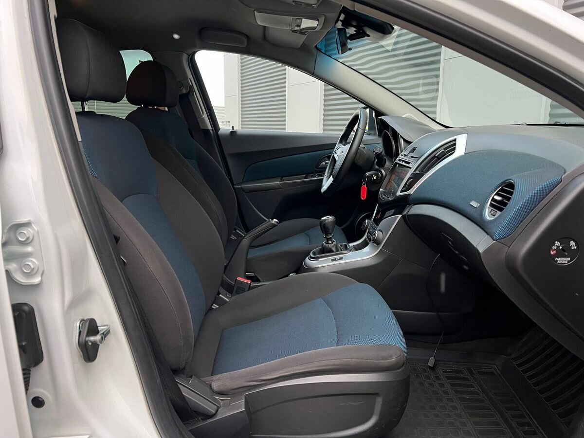 Купить Chevrolet Cruze I Рестайлинг, 2013, 182 000 км, фото №12