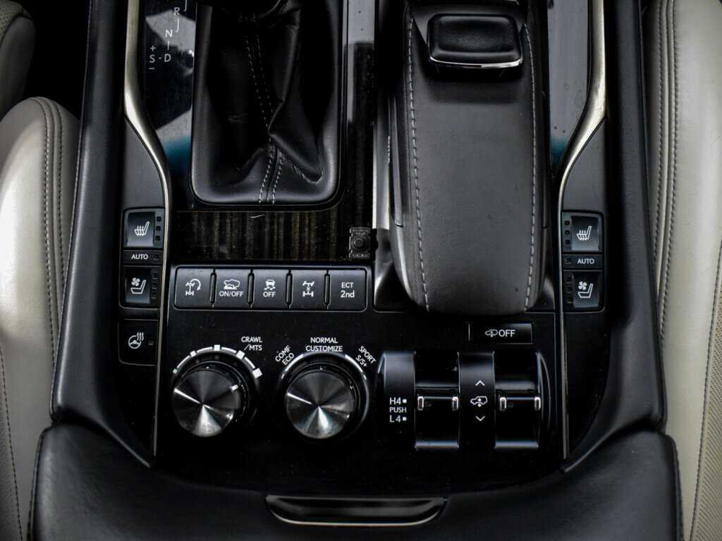 Купить Lexus LX 450d, 2020, 121 000 км, фото №12