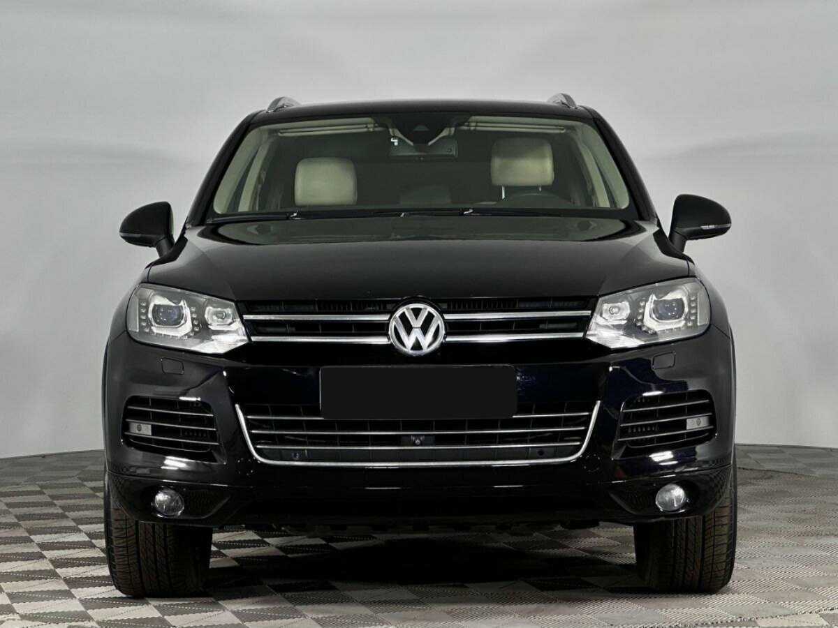 Купить Volkswagen Touareg, 2010, 262 216 км, фото №3