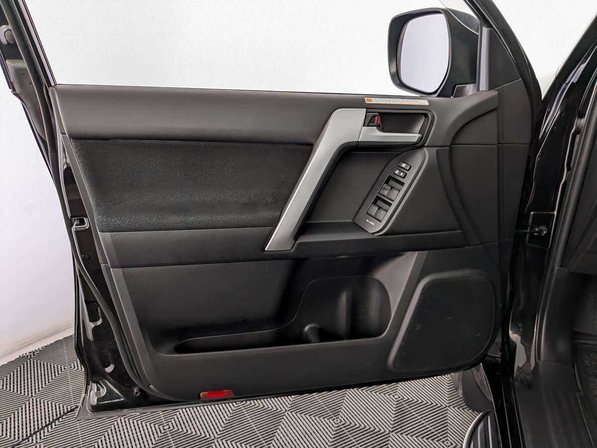 Купить Toyota Land Cruiser Prado, 2021, 37 000 км, фото №16