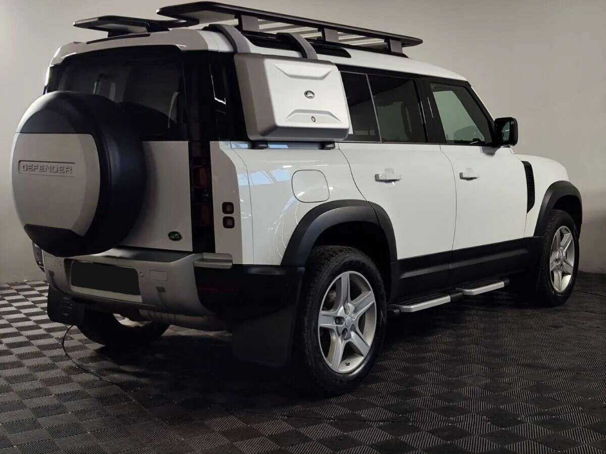 Купить Land Rover Defender 110, 2021, 66 500 км, фото №3