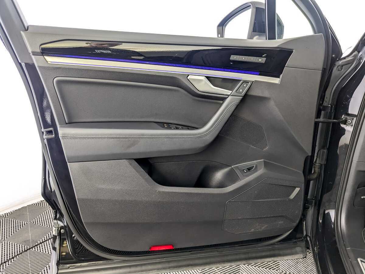 Купить Volkswagen Touareg, 2019, 107 513 км, фото №15