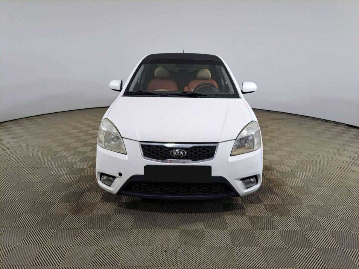 Купить Kia Rio, 2011, 175 478 км, фото №2