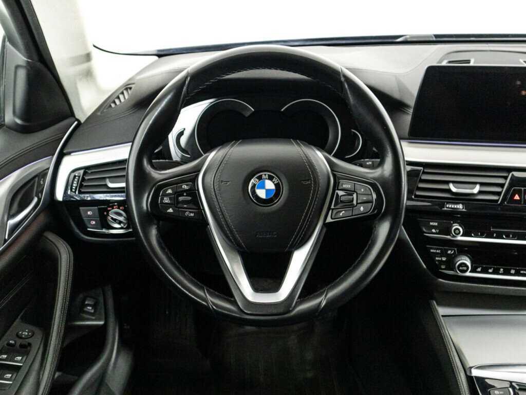 Купить BMW 5 серии 520d xDrive, 2018, 162 243 км, фото №23