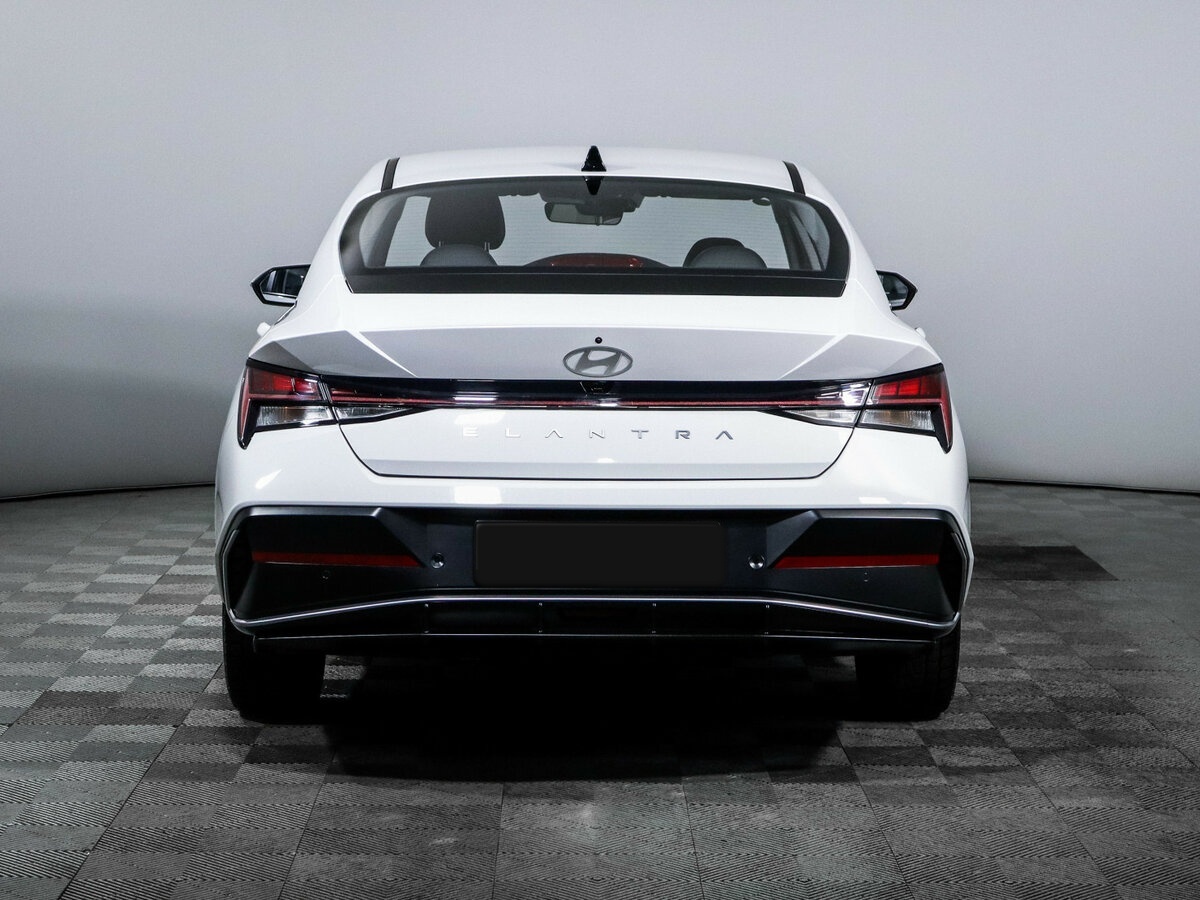 Купить Hyundai Elantra VII (CN7) Рестайлинг, 2023, 7 800 км, фото №6