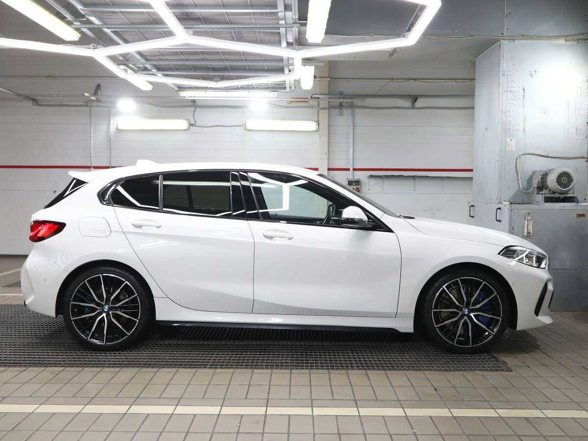 Купить BMW 1 серии 120d xDrive, 2019, 72 859 км, фото №16