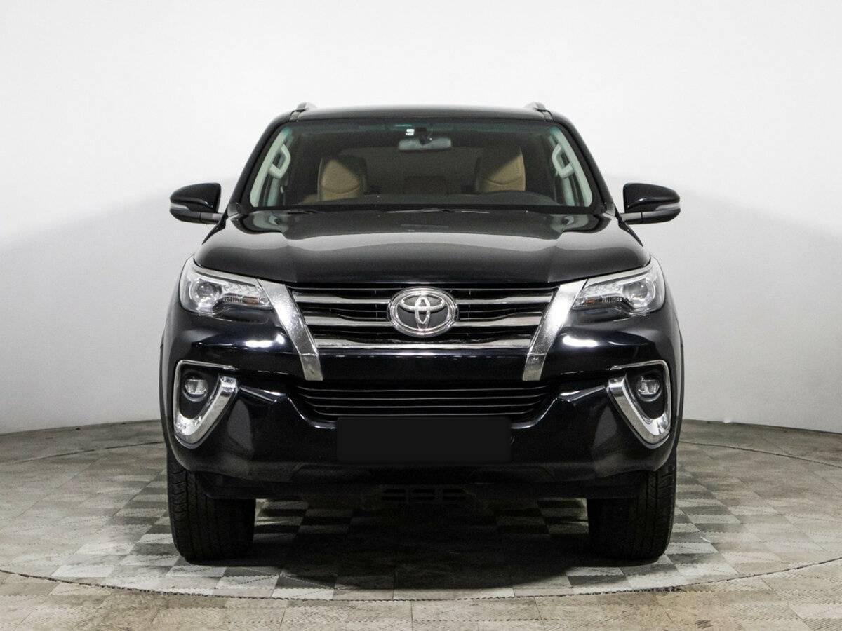 Купить Toyota Fortuner, 2019, 113 061 км, фото №2